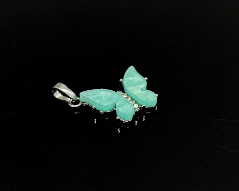 Подвеска Бабочка зеленая (мятная) с фианитами цвет серебро размер 21*14мм Серебро