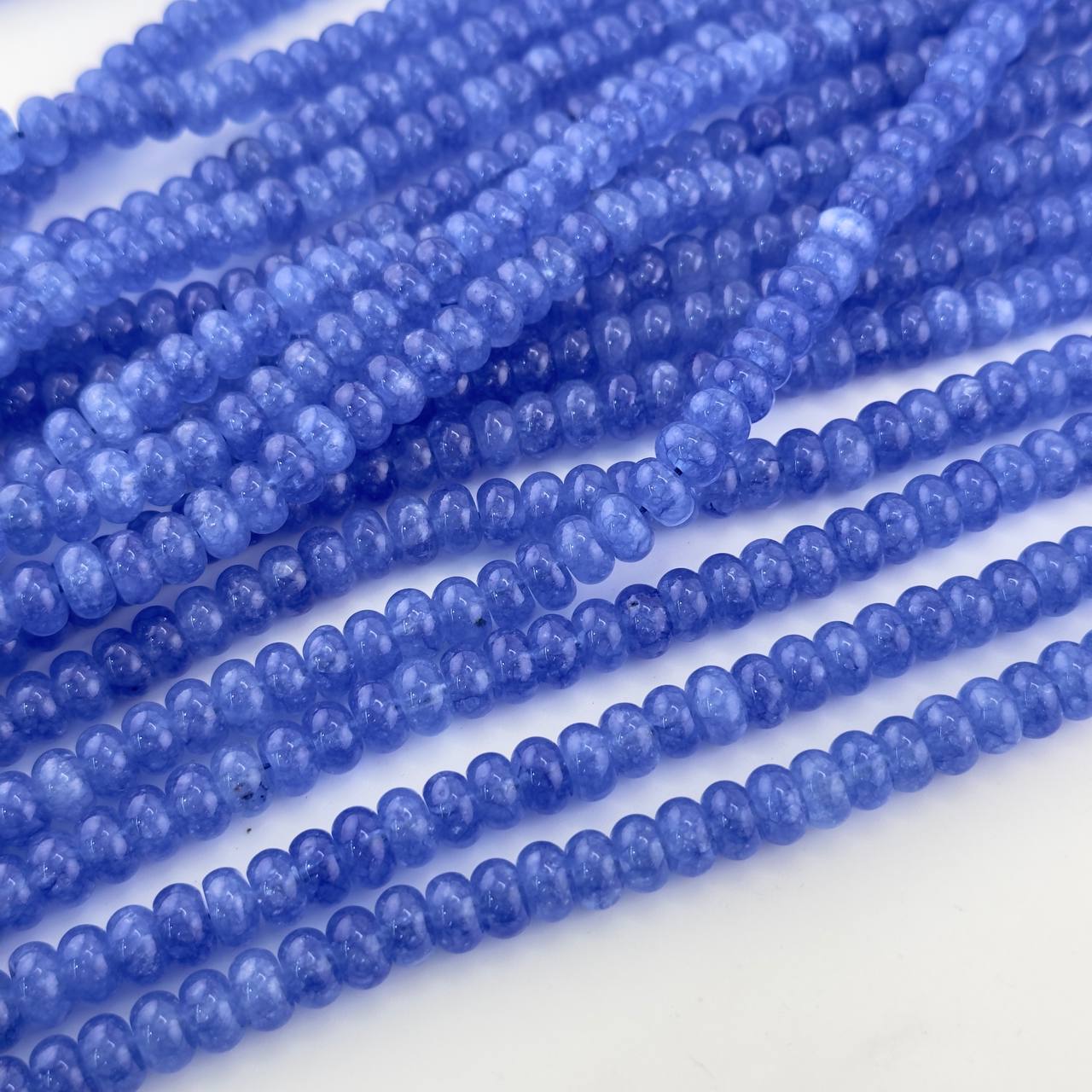 Бусины Халцедон размер 8*4мм натуральный камень